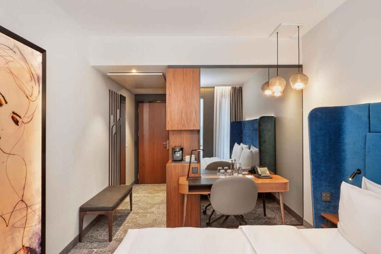 Hotel Hyperion 5*