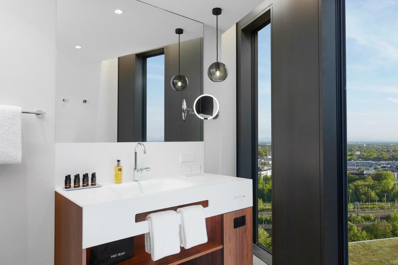 Hyperion Hotel 5*