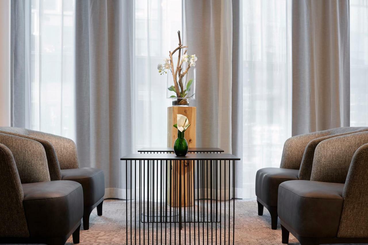 Hyperion Hotel 5*